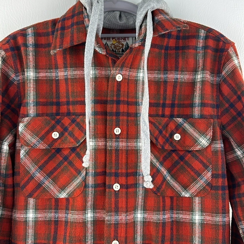 Free Planet Flannel Hoodie Button Down Shirt - Picture 2 of 8